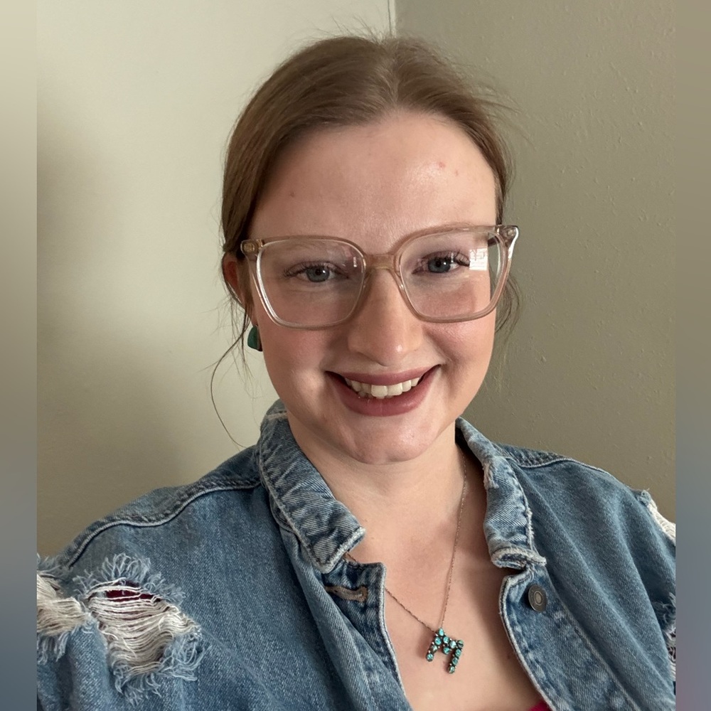 Meet your Posher, Molly